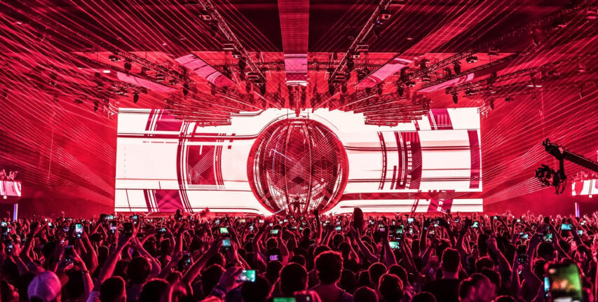 Eric Prydz skaber gigant Holosphere til Tomorrowland og når kun at optræde en gang med den